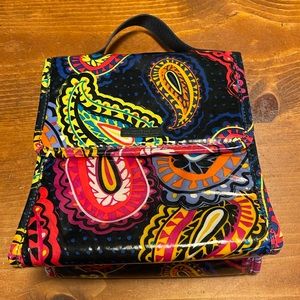 Lunch box. Vera Bradley